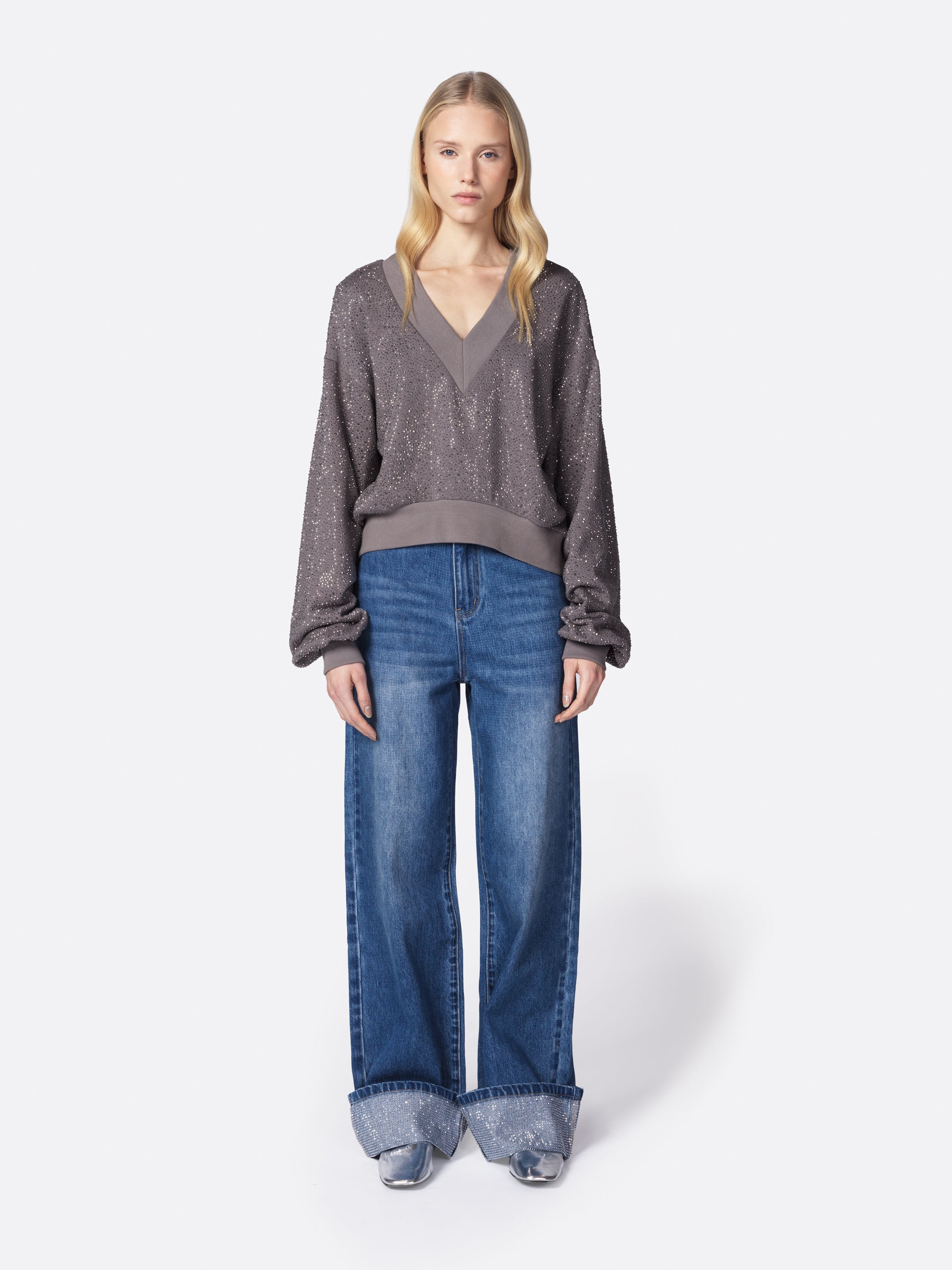 Callion-felpa-over-oversize-grigio-con-Eclisa-Twentyfourhaitch_1_8a38c86b-aa1d-4f47-a512-4fc87a3842bc.jpg