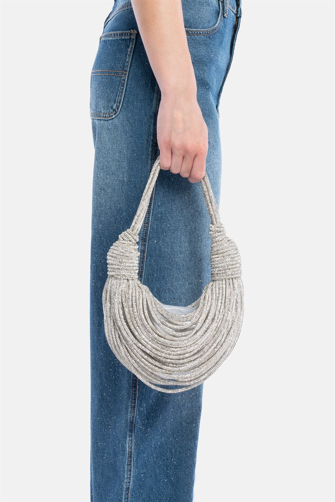 Tome – handbag argento | TWENTYFOURHAITCH – indossata dalla modella