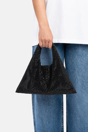 Parks – handbag nera | TWENTYFOURHAITCH – indossata dalla modella