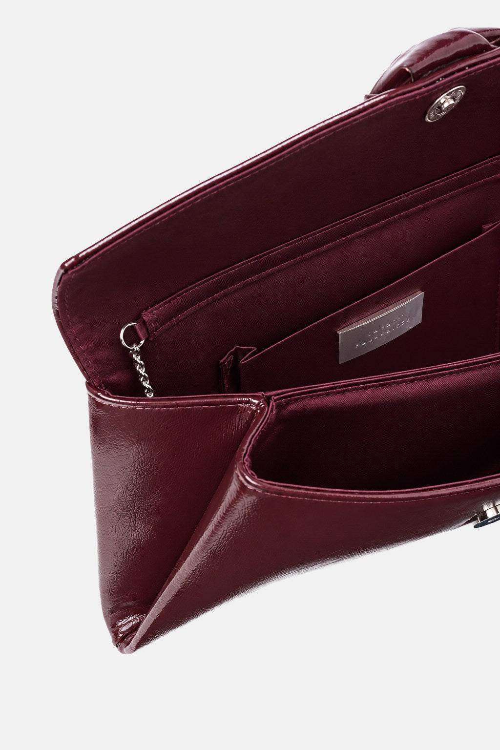 Larken – pochette bordeaux in vernice | TWENTYFOURHAITCH – dettaglio