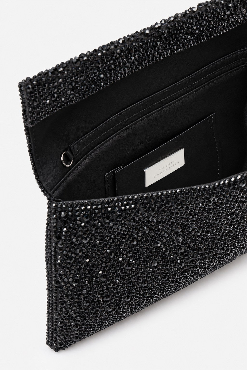 Carena – pochette strass nera | TWENTYFOURHAITCH – dettaglio